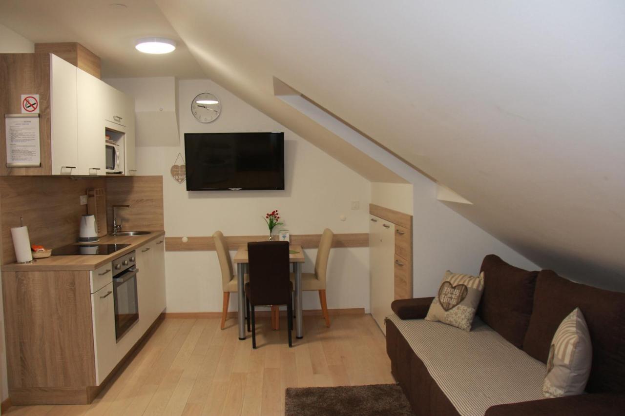 זאגרב Apartments Borna 2 מראה חיצוני תמונה