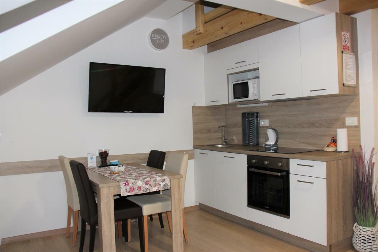 זאגרב Apartments Borna 2 מראה חיצוני תמונה