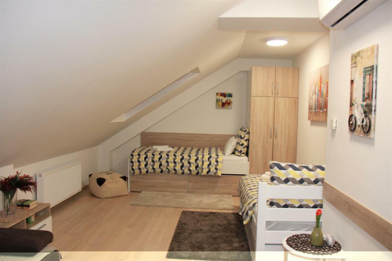 זאגרב Apartments Borna 2 מראה חיצוני תמונה