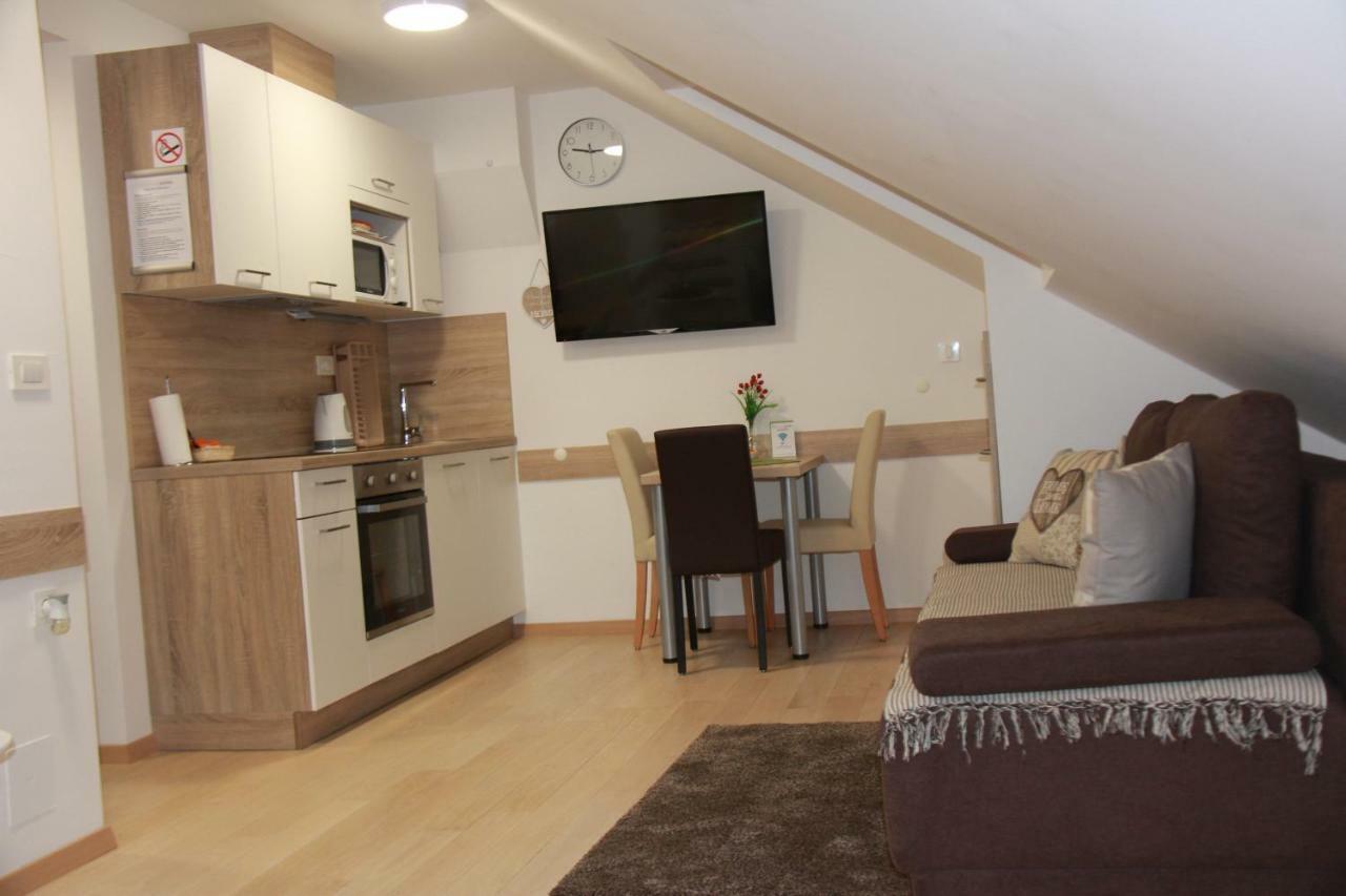 זאגרב Apartments Borna 2 מראה חיצוני תמונה